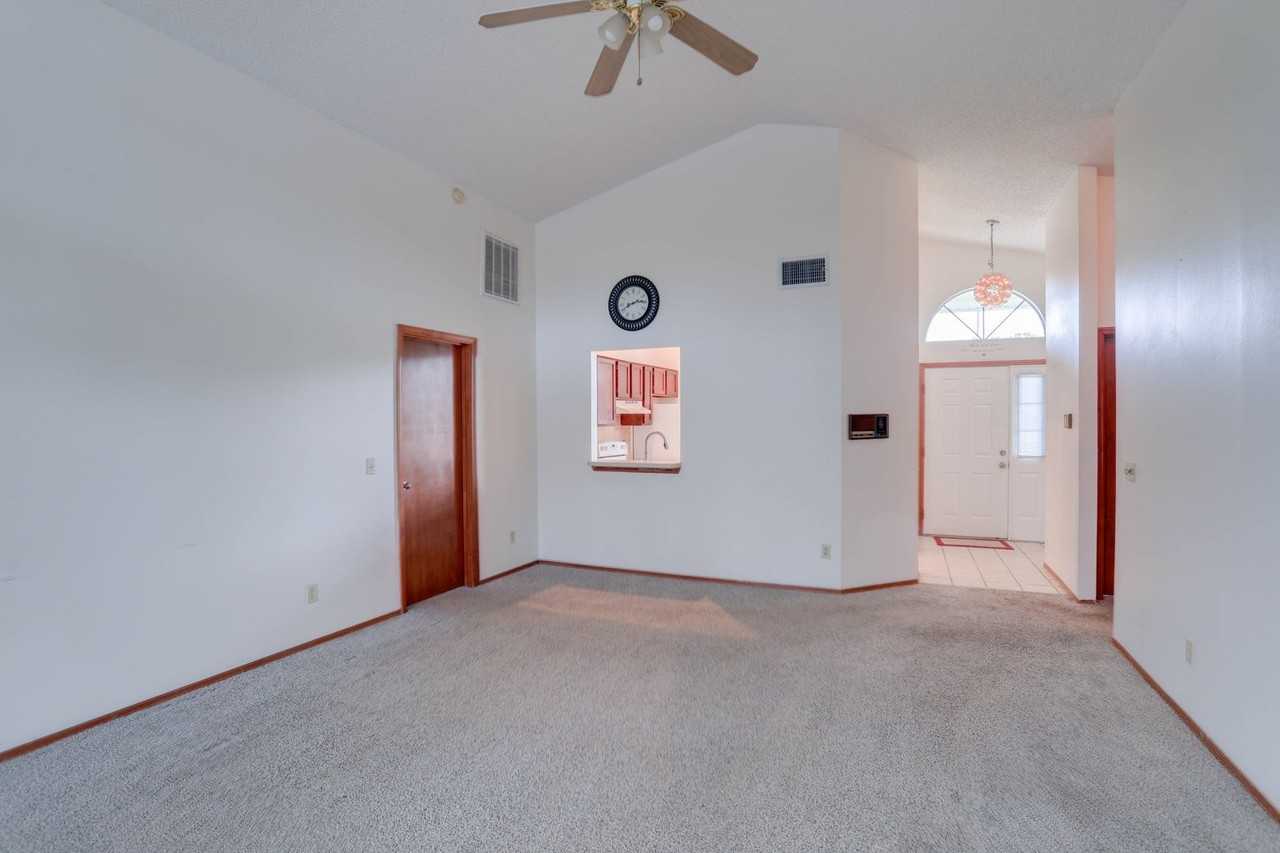 10038 Little Teak St - Photo 5 of 17