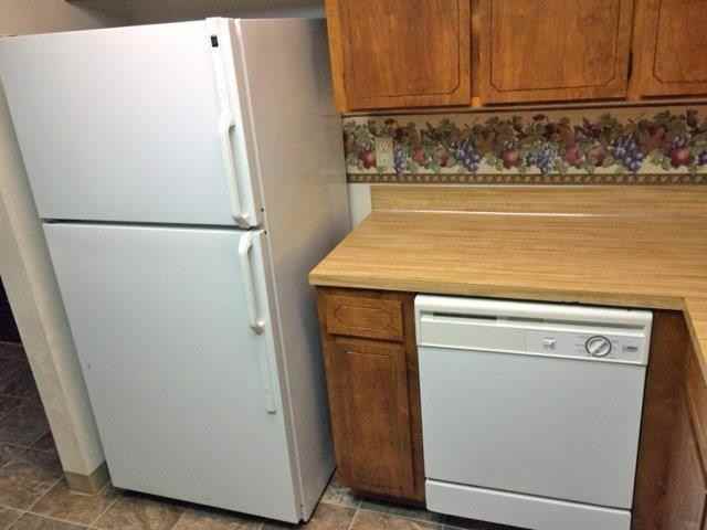 4377 Marcum Ln - Photo 4 of 8