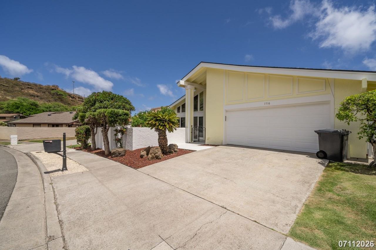 7716 Waikapu Loop - Photo 2 of 34