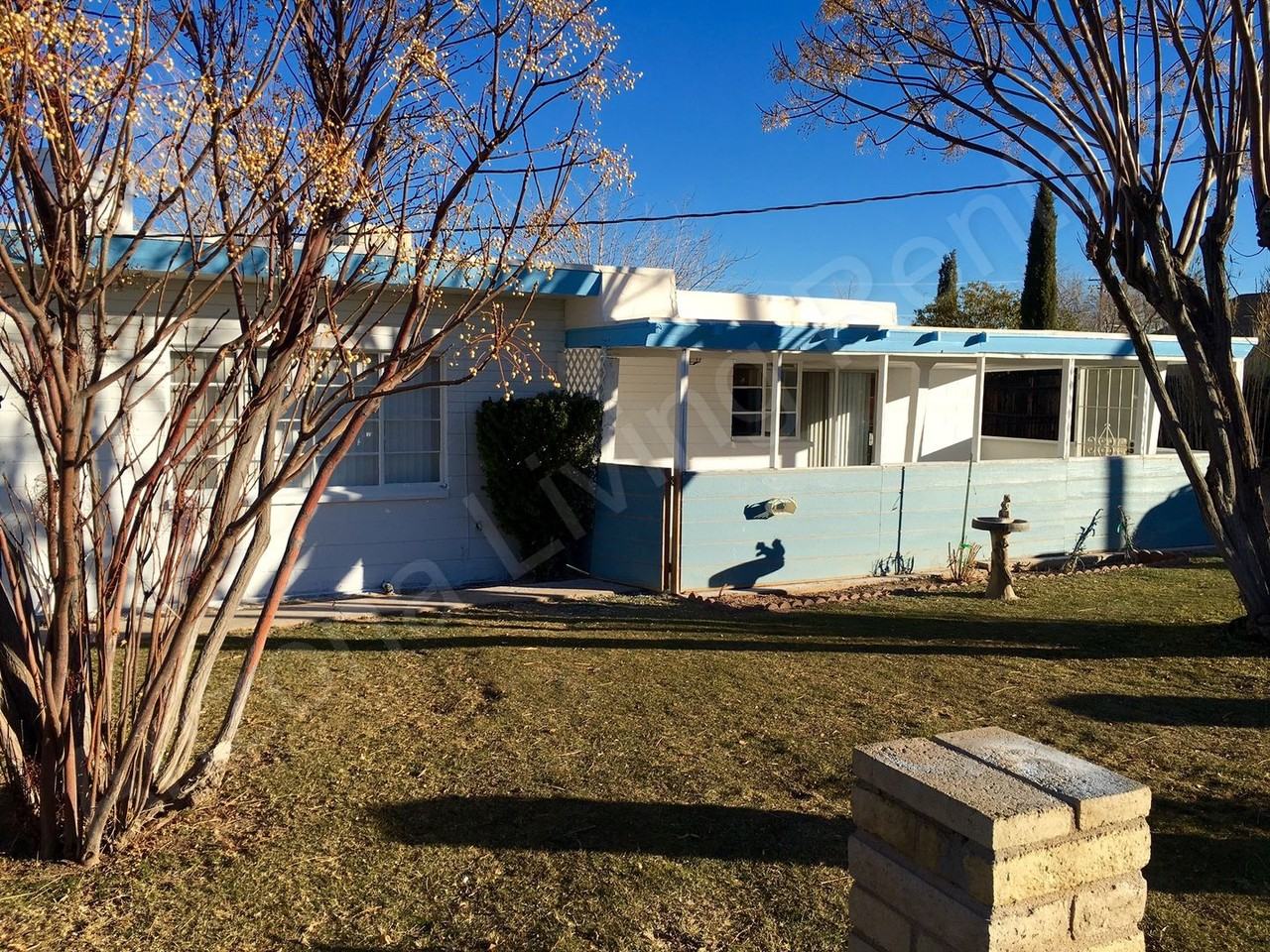 2435 Emerson Ave - Photo 2 of 11