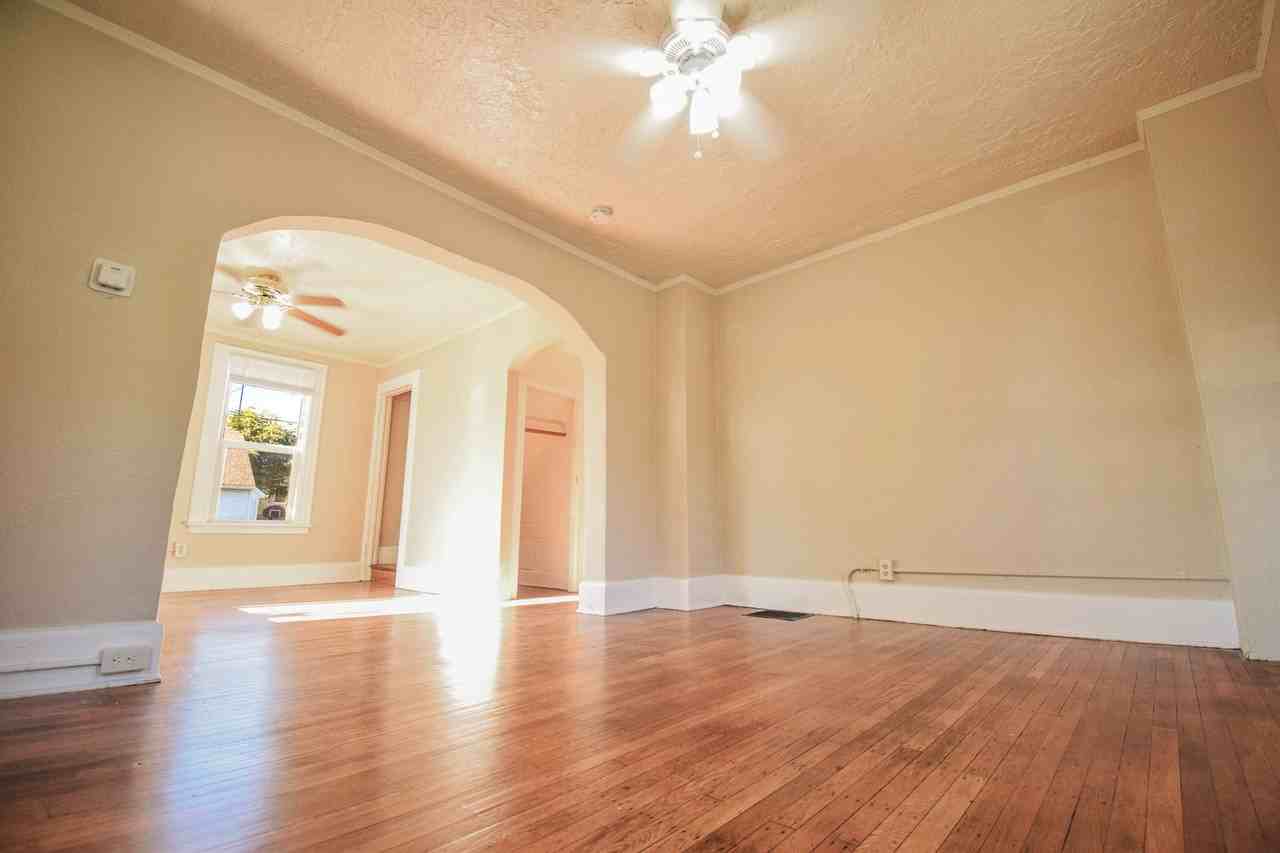 5272 Ne 8th Ave - Photo 3 of 38