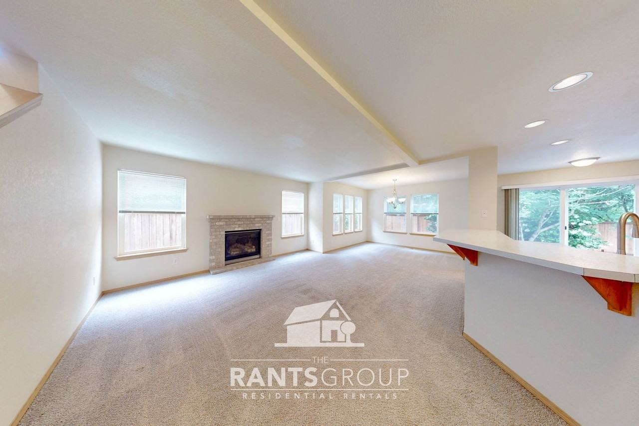 1316 Mills Landing Ct Se - Photo 3 of 28