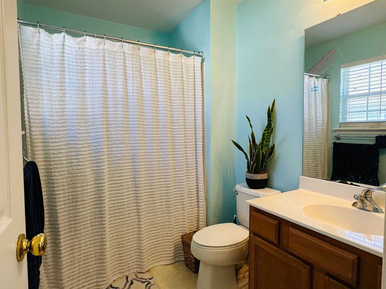 634 Fountain Ct - Photo 7 of 21