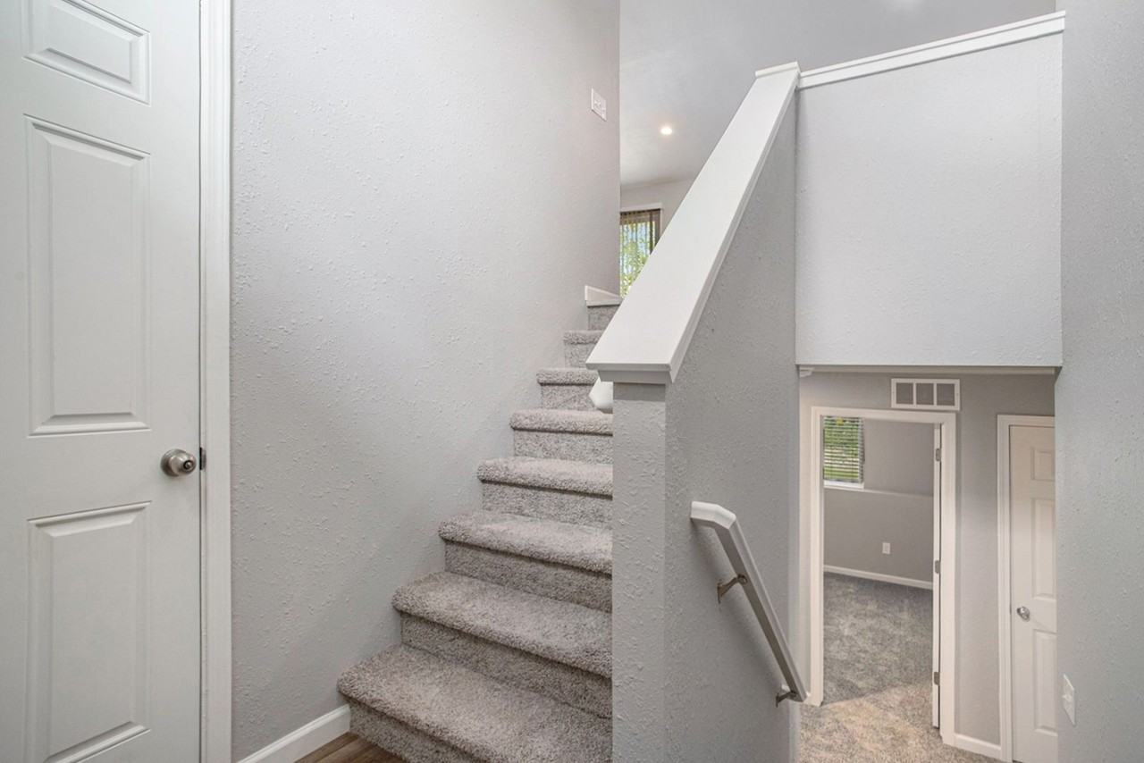 4081 Sumner Dr - Photo 4 of 12