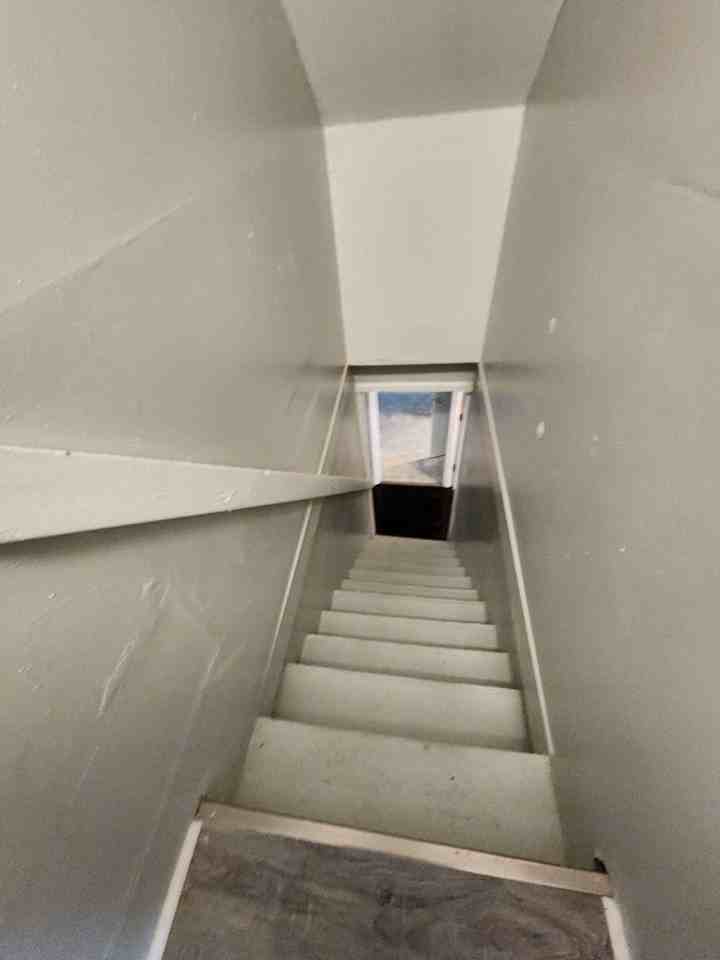 316 S Oakland Ave - Photo 4 of 12