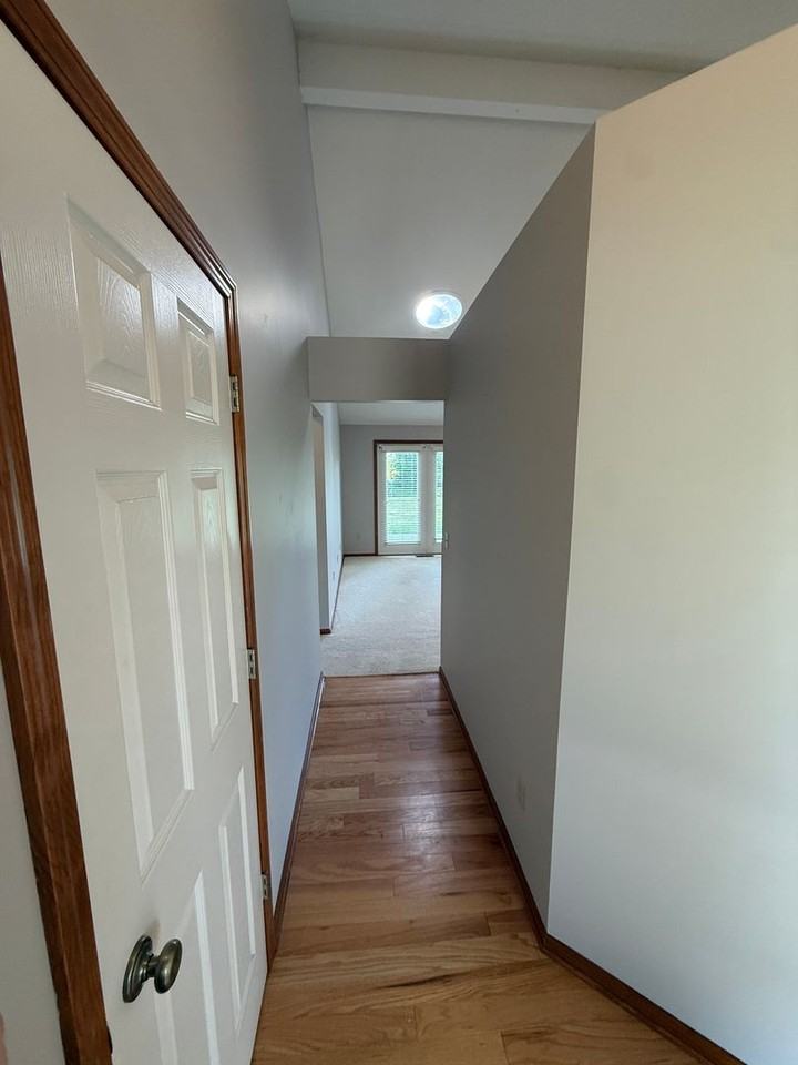 5018 Goldfinch Ln - Photo 2 of 25