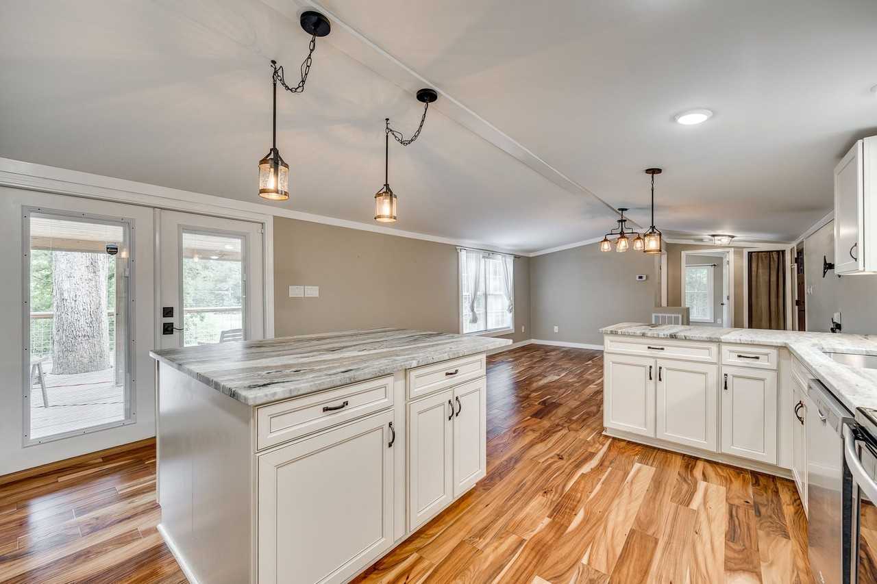 7274 Charlotte Hwy - Photo 5 of 28