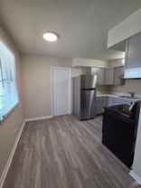 4301 Eastridge - Building 2 - Photo 1 of 1