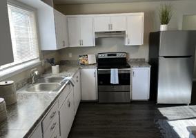 featured image of 1402 E 14th St