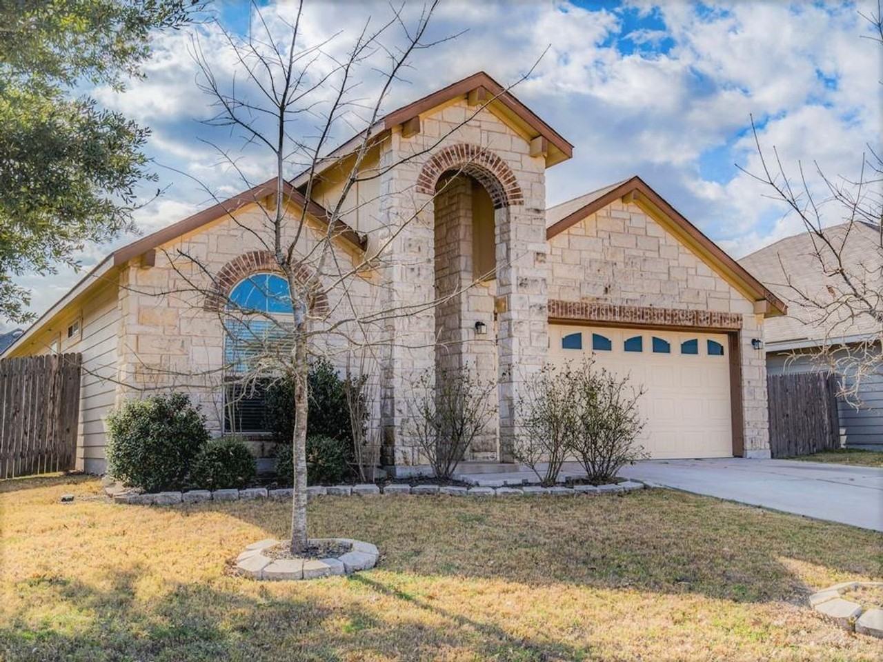 13009 Ring Dr - Photo 2 of 19