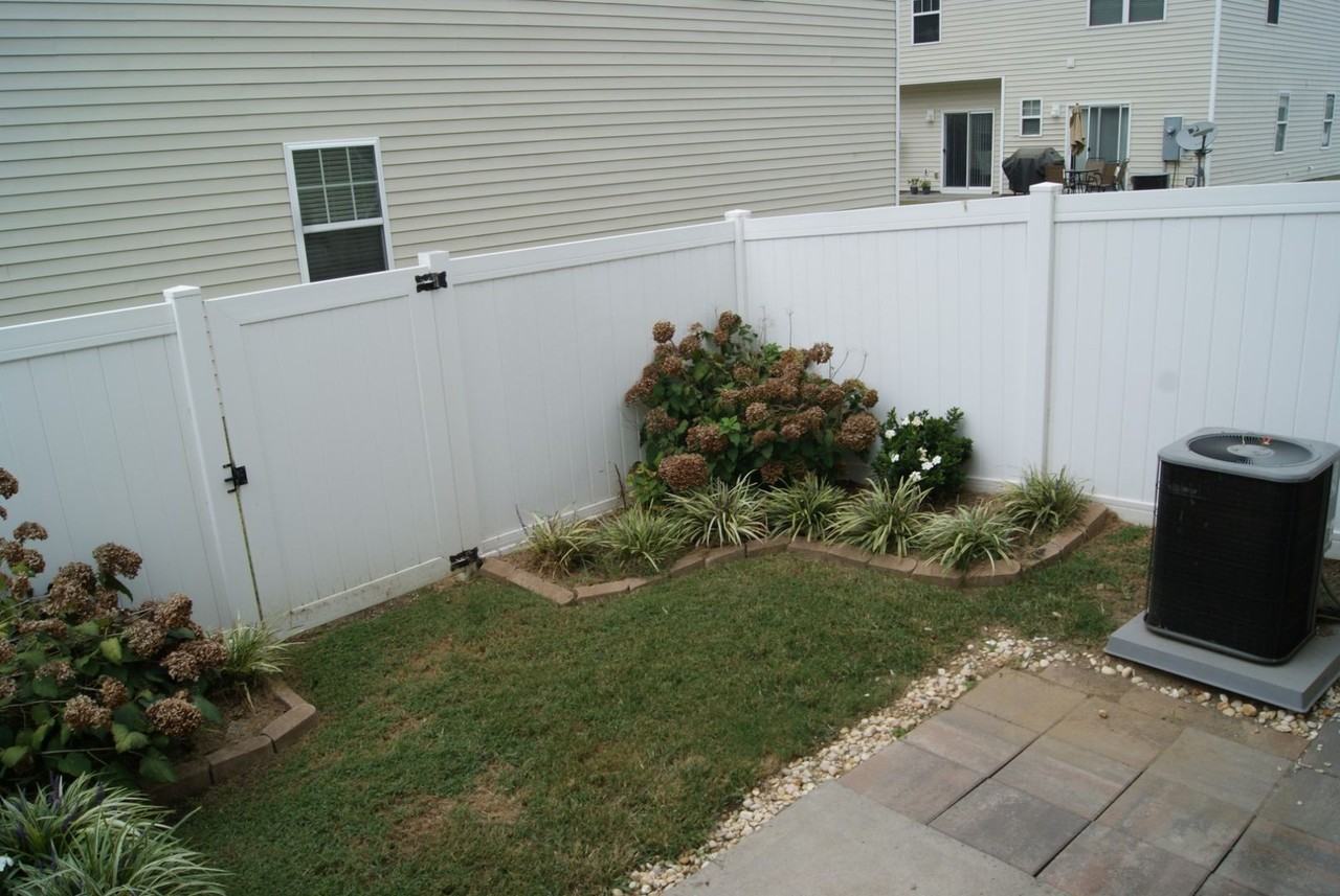 12614 Persimmon Tree Dr - Photo 3 of 3