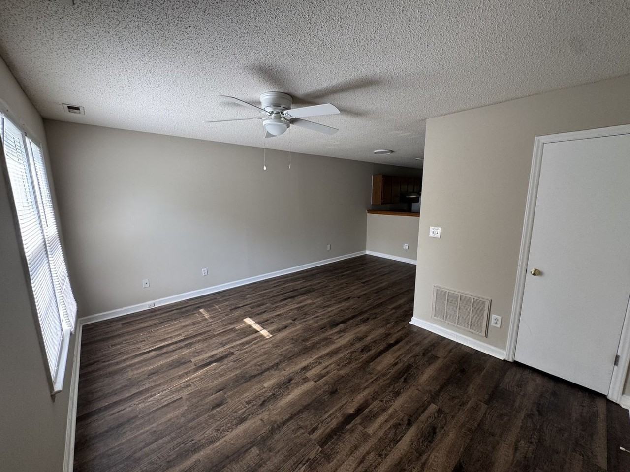 2910 Faversham Pl - Photo 3 of 20