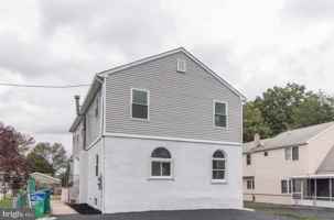 featured image of 1122 Second Ave