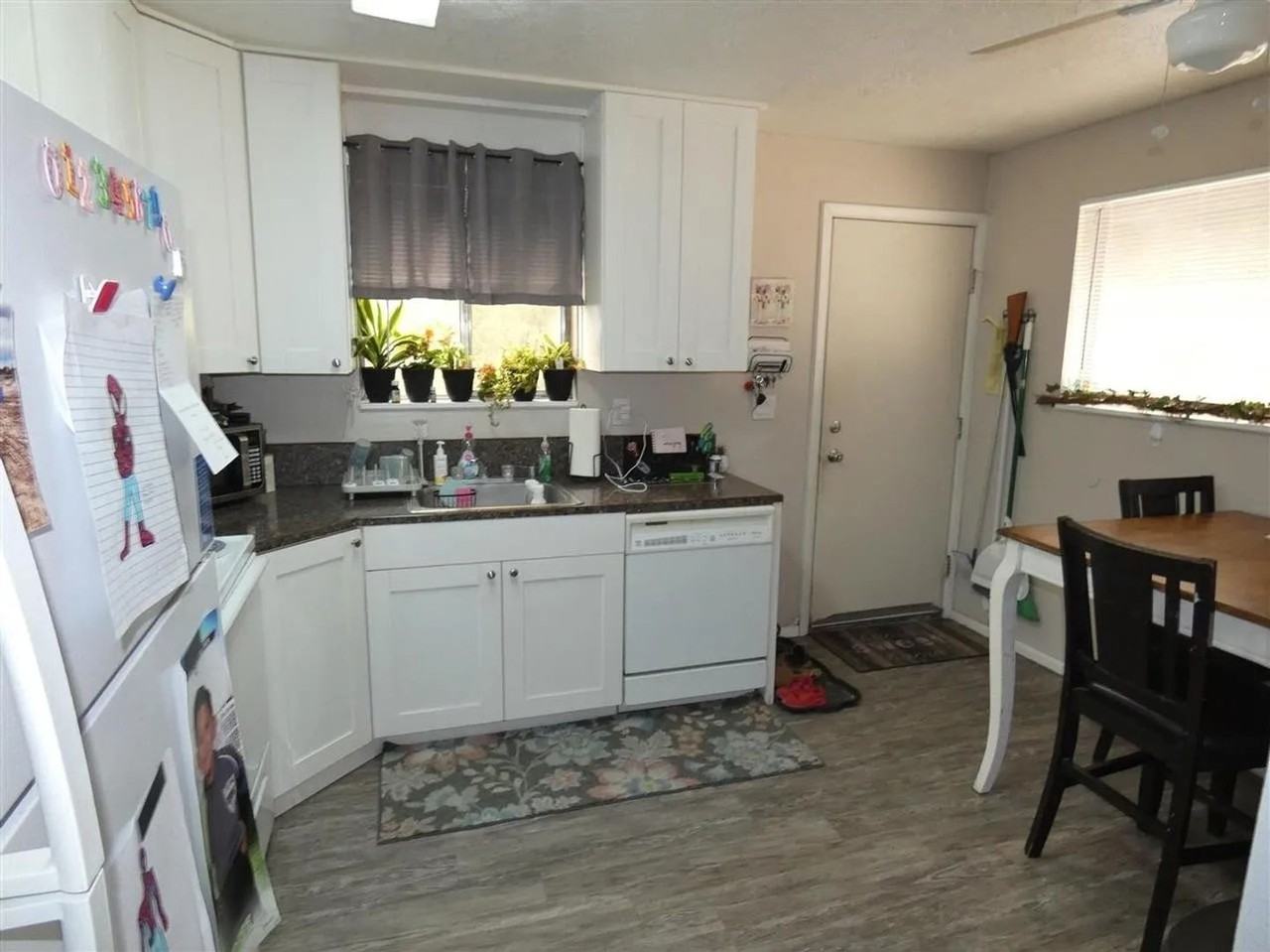 1755 S Von Elm St - Photo 2 of 12
