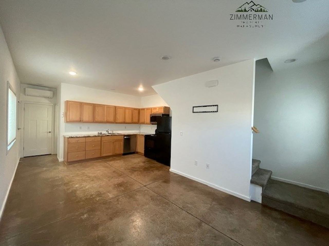 443 S 43rd St - Photo 7 of 15