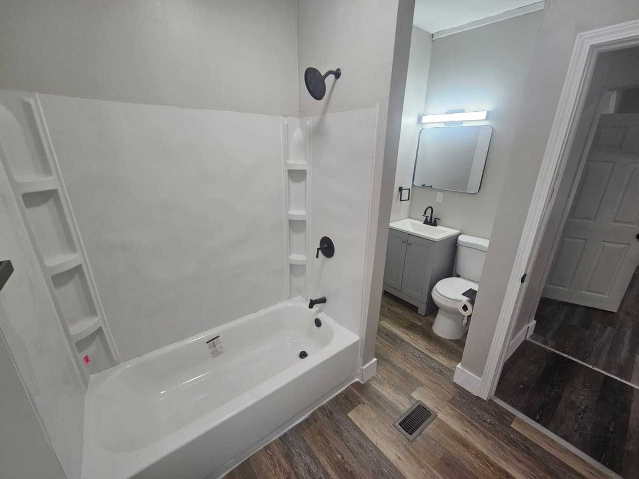 7310 Camden Ave, Cleveland, OH 44102 - Photo 7 of 32