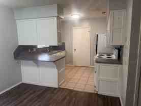 512 Rosedale St - Photo 1 of 1