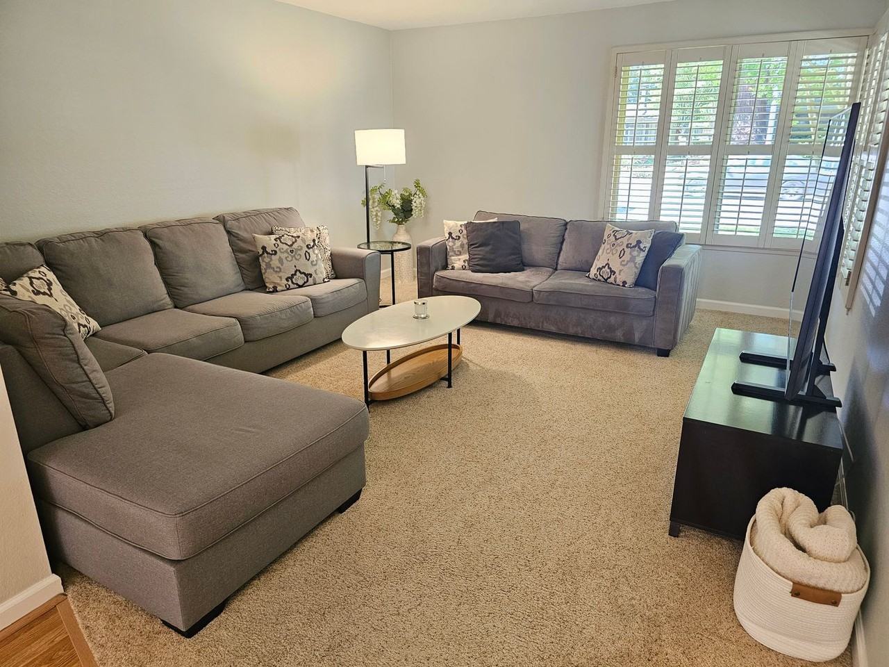 1116 Vanessa Dr - Photo 3 of 26