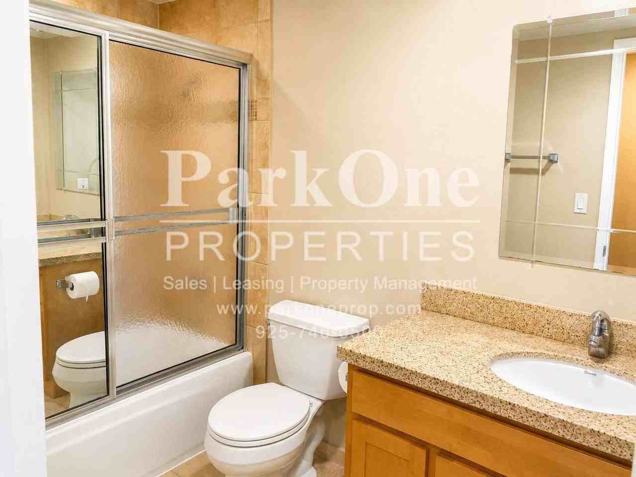 1500 Fieldcrest Dr - Photo 7 of 18