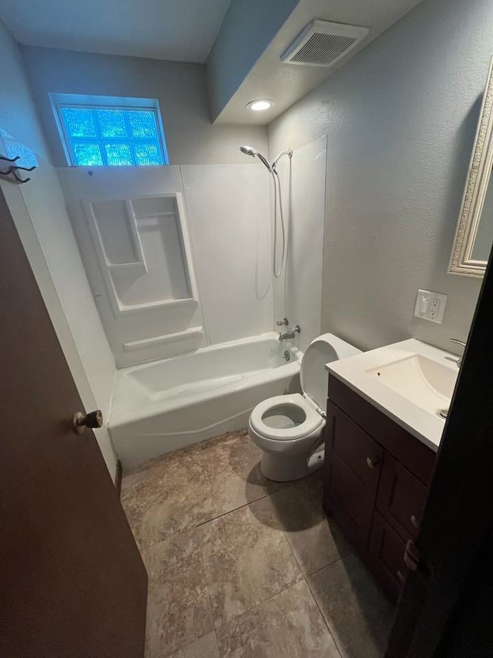 806 Cedar River Dr - Photo 6 of 6