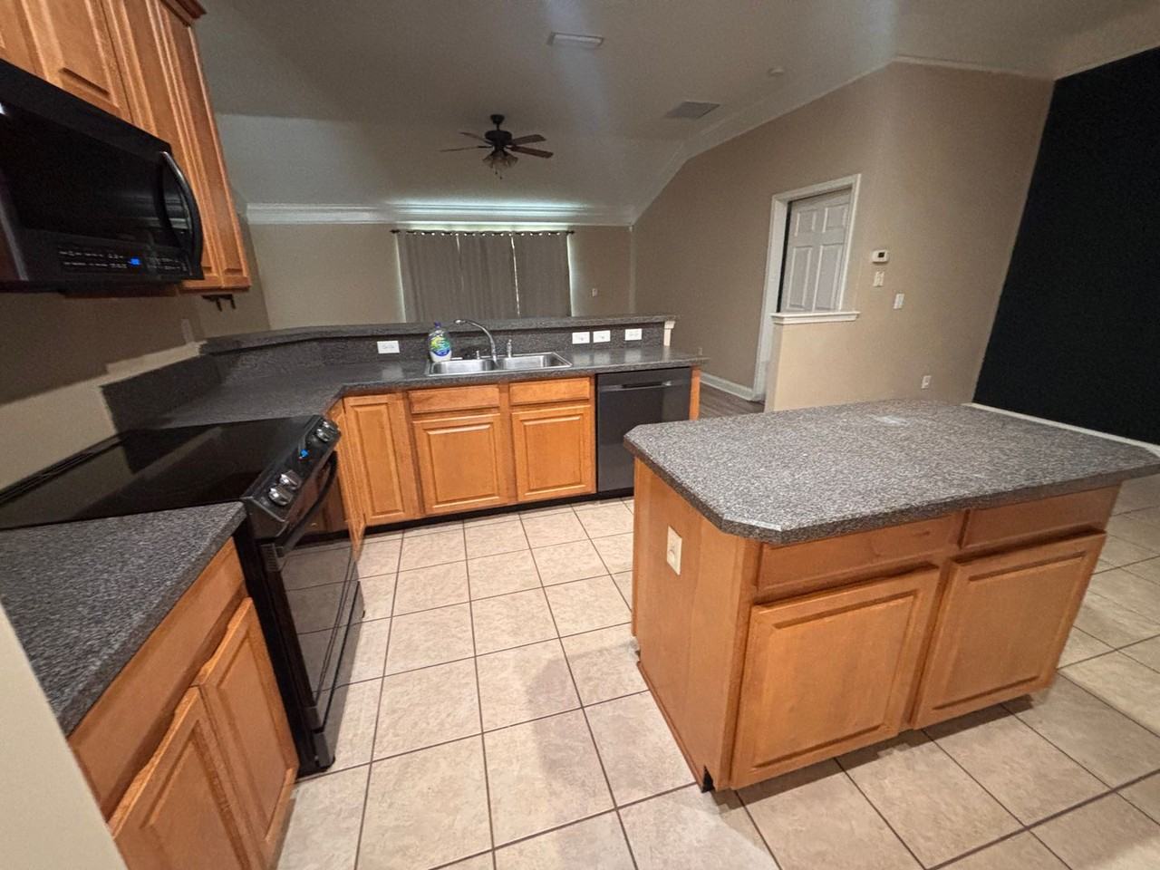 14160 Fish Eagle Dr E - Photo 7 of 23
