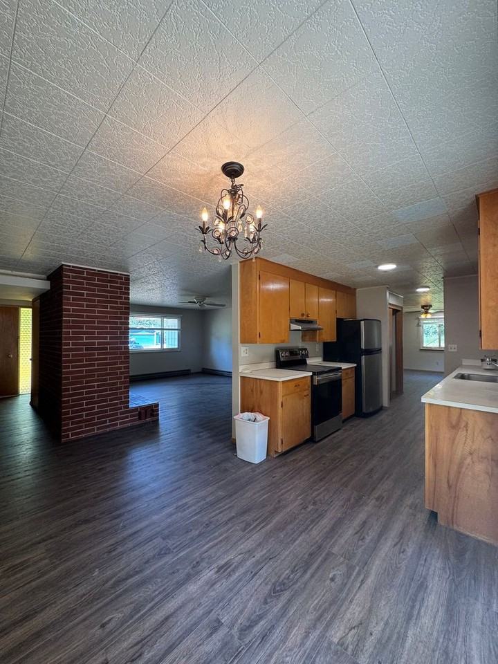 1702 N College Pl - Photo 4 of 16