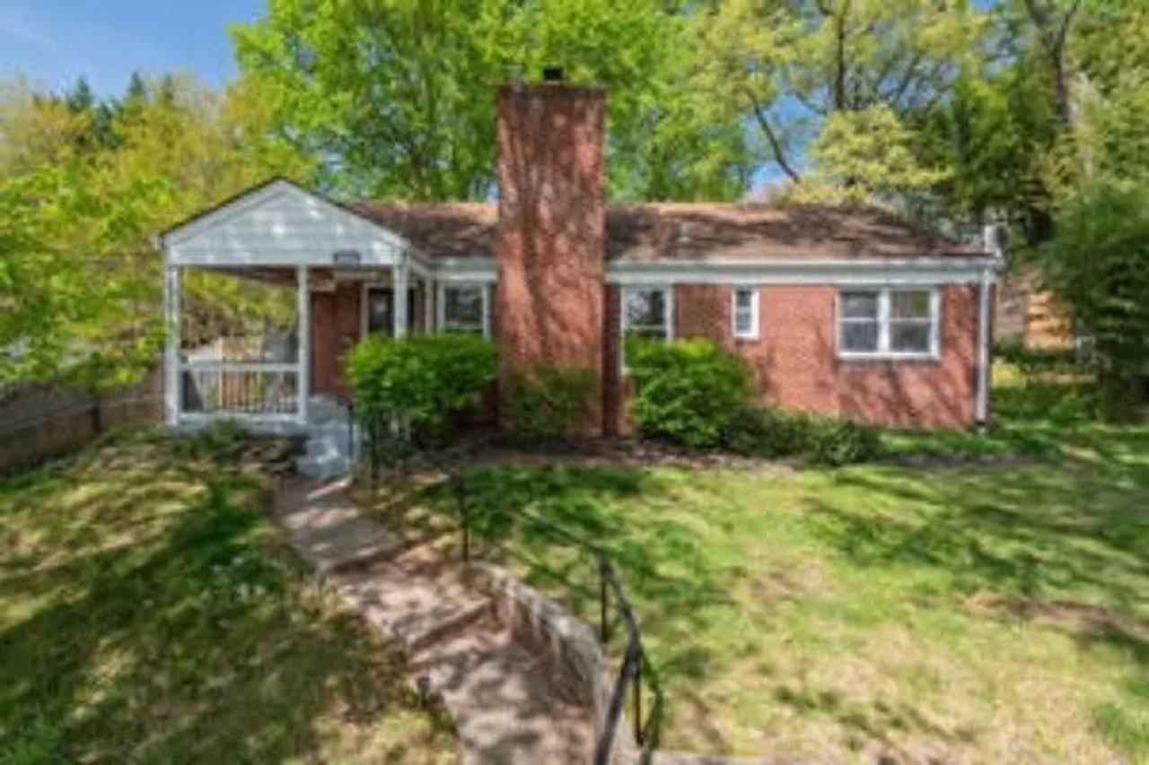 8413 Spencer Ct - Photo 2 of 20