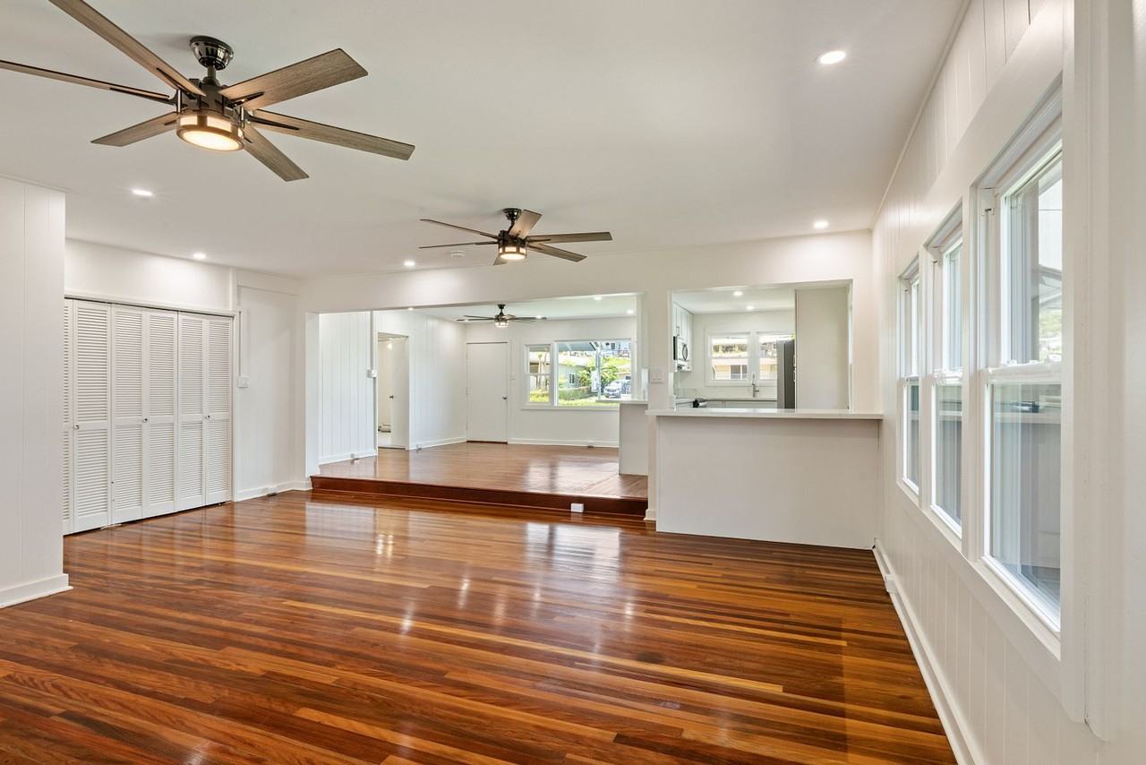 1316 Hele St - Photo 4 of 18