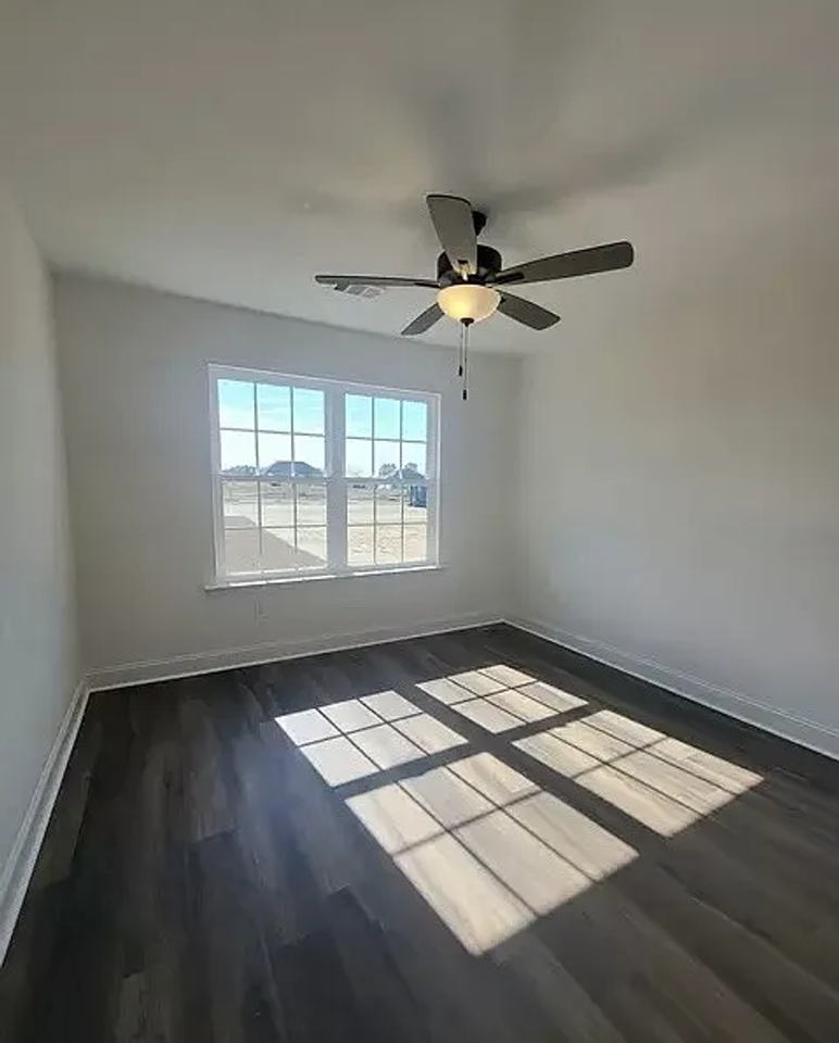 109 Enclave Ct - Photo 4 of 18