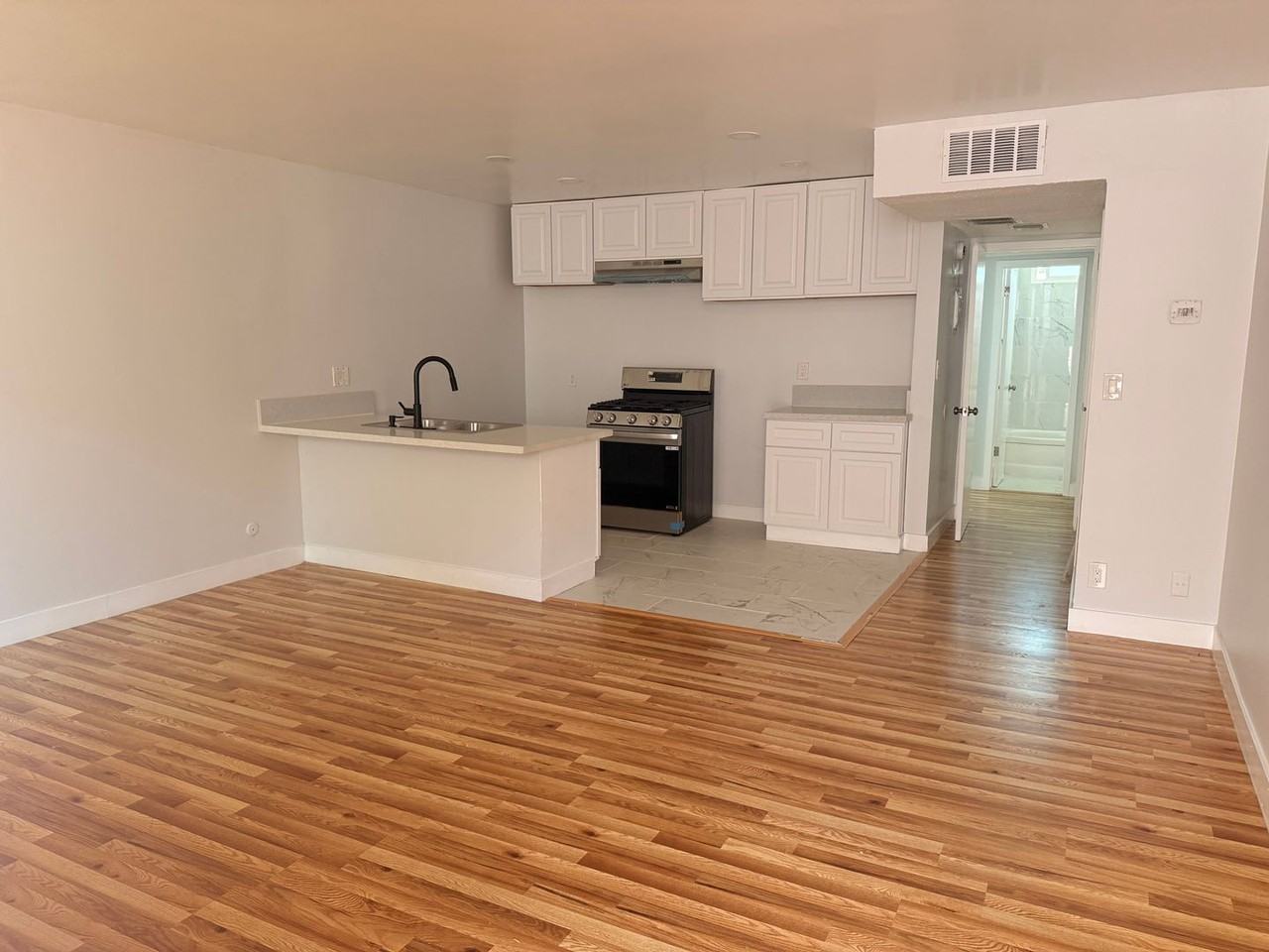 14751 Titus St #51