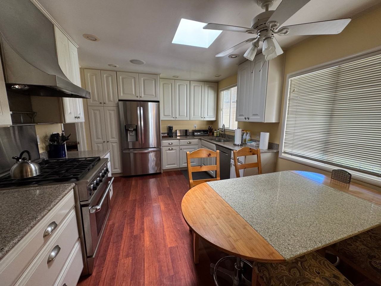 1443 Beacon Ave - Photo 5 of 29