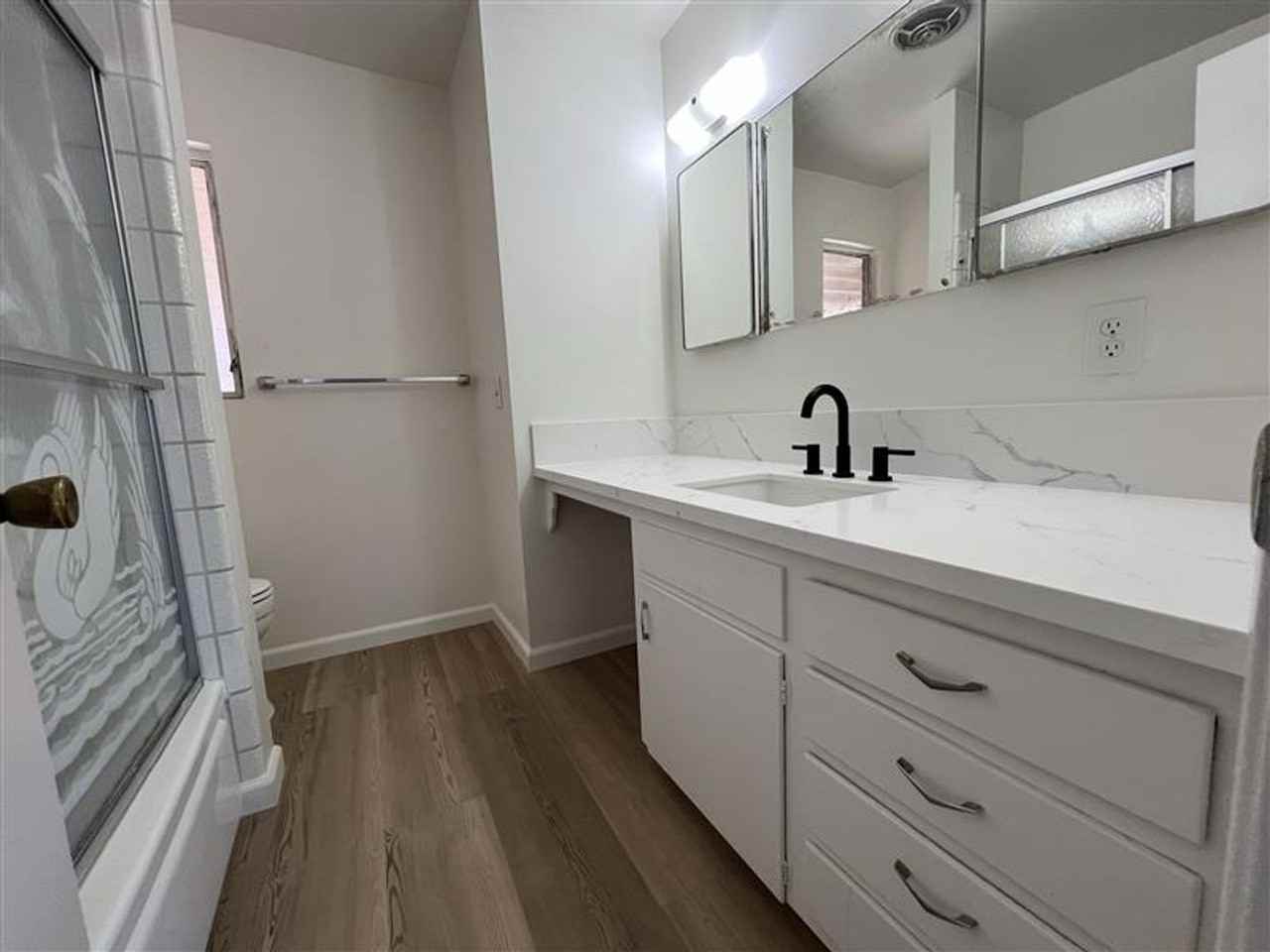 715 Natoma St - Photo 7 of 10