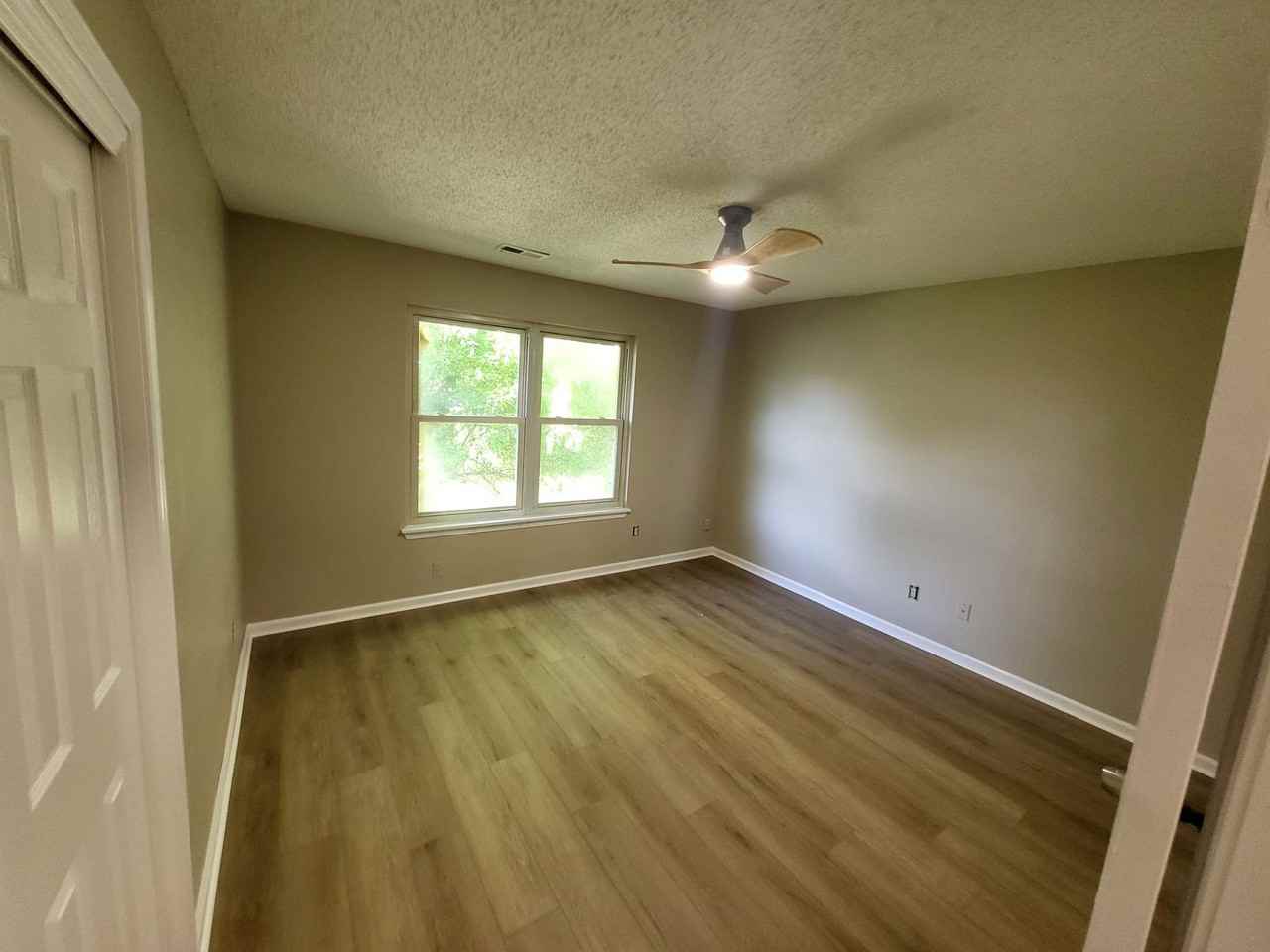 2433 Pleasure House Rd - Photo 4 of 8