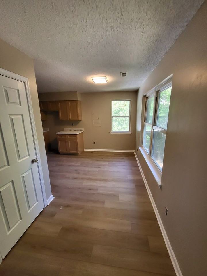 2433 Pleasure House Rd - Photo 7 of 8