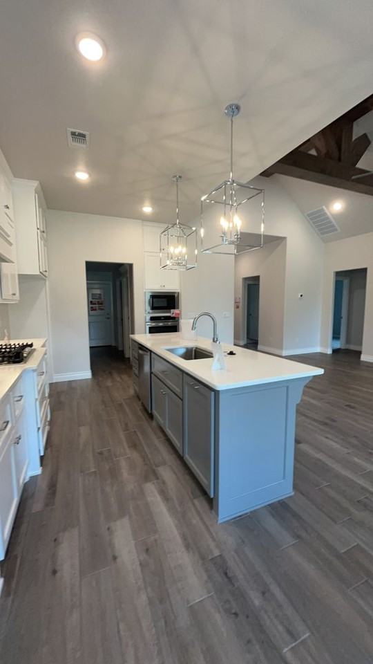 2228 Nw 171st St - Photo 6 of 33