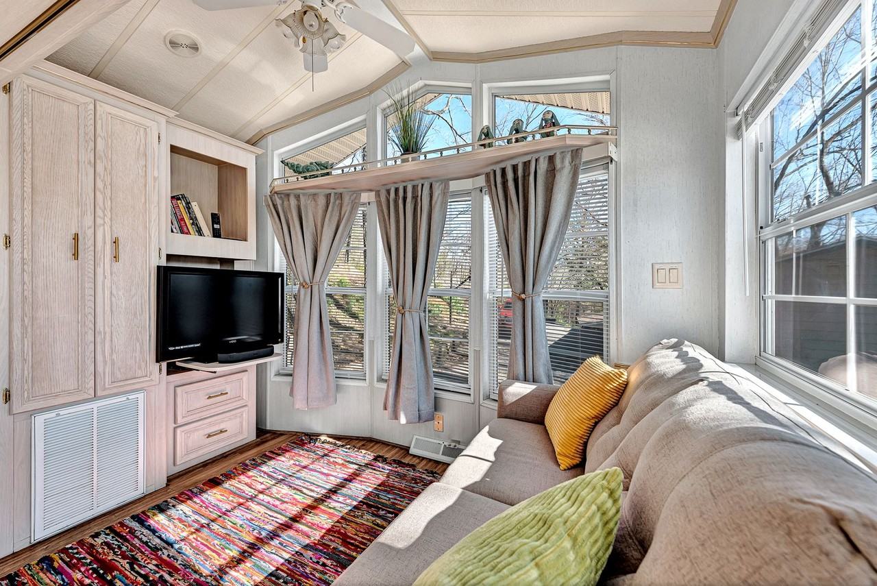 14023 Canal St - Photo 5 of 22