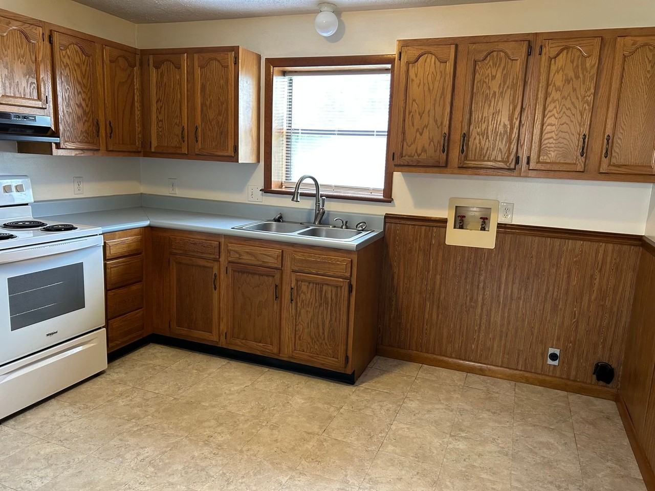 2821 Mccoy St #4 - Photo 3 of 8