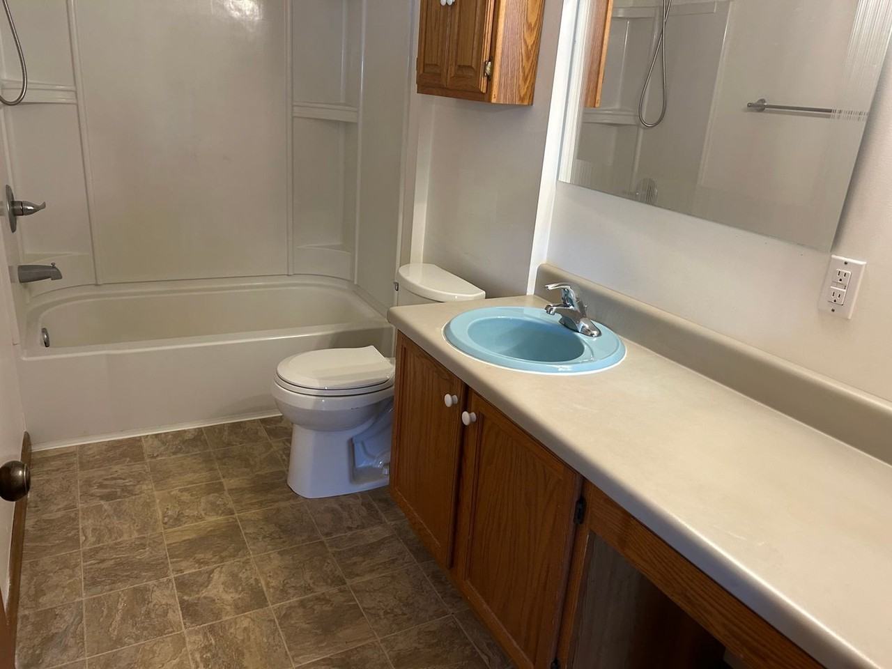2821 Mccoy St #4 - Photo 5 of 8