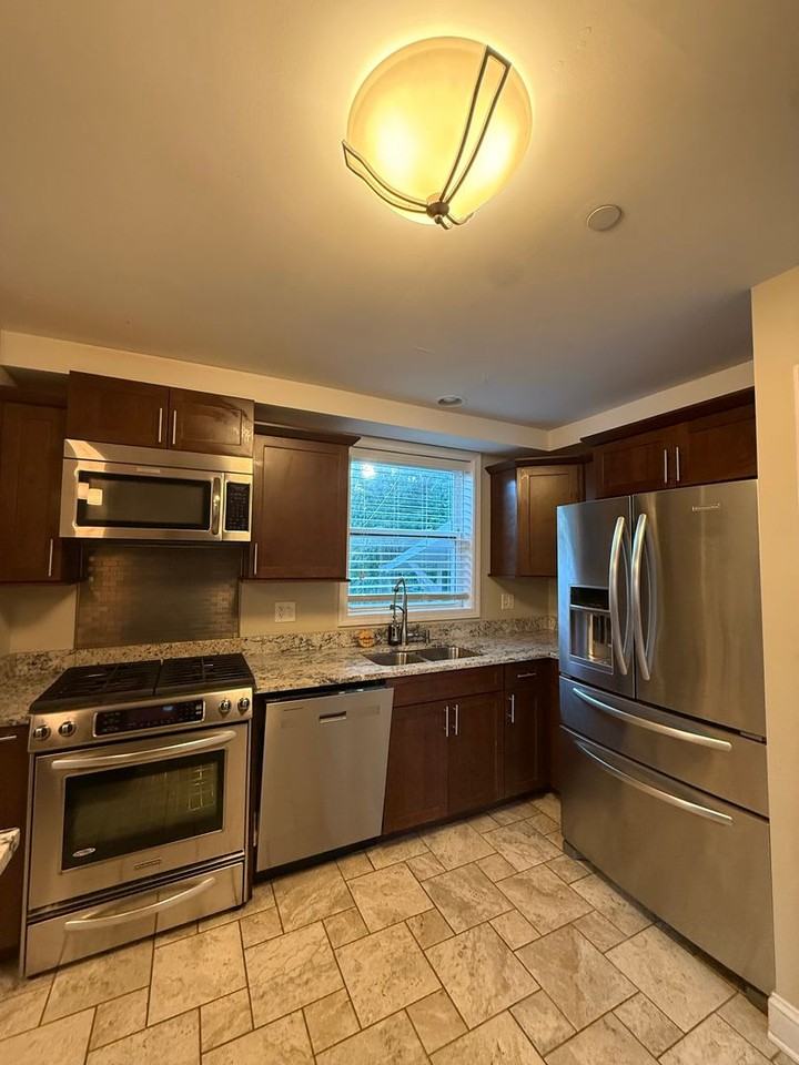 6704 N Central Park Ave - Photo 6 of 21