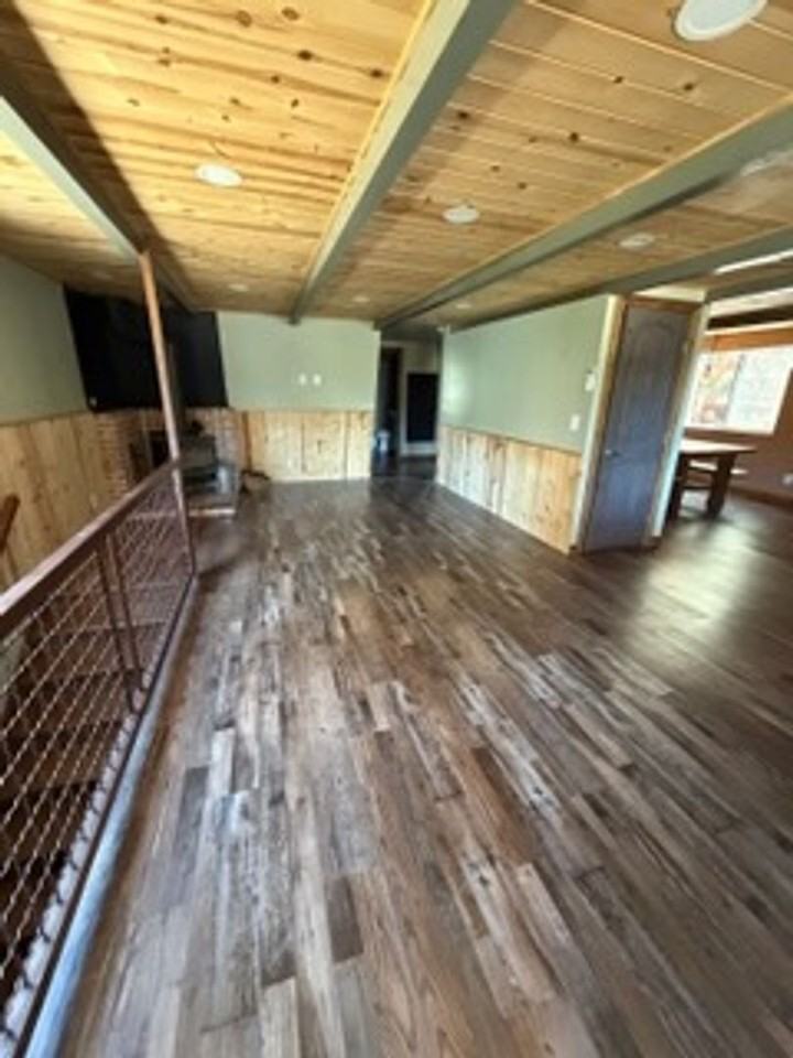 2320 Arctic Dr - Photo 2 of 18