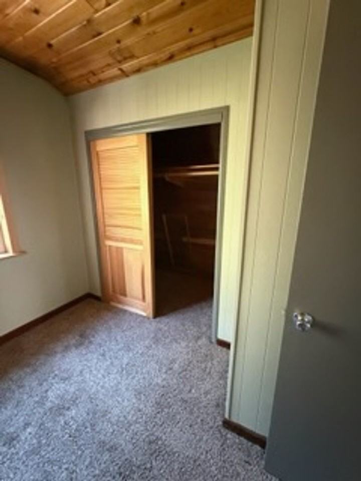 2320 Arctic Dr - Photo 7 of 18