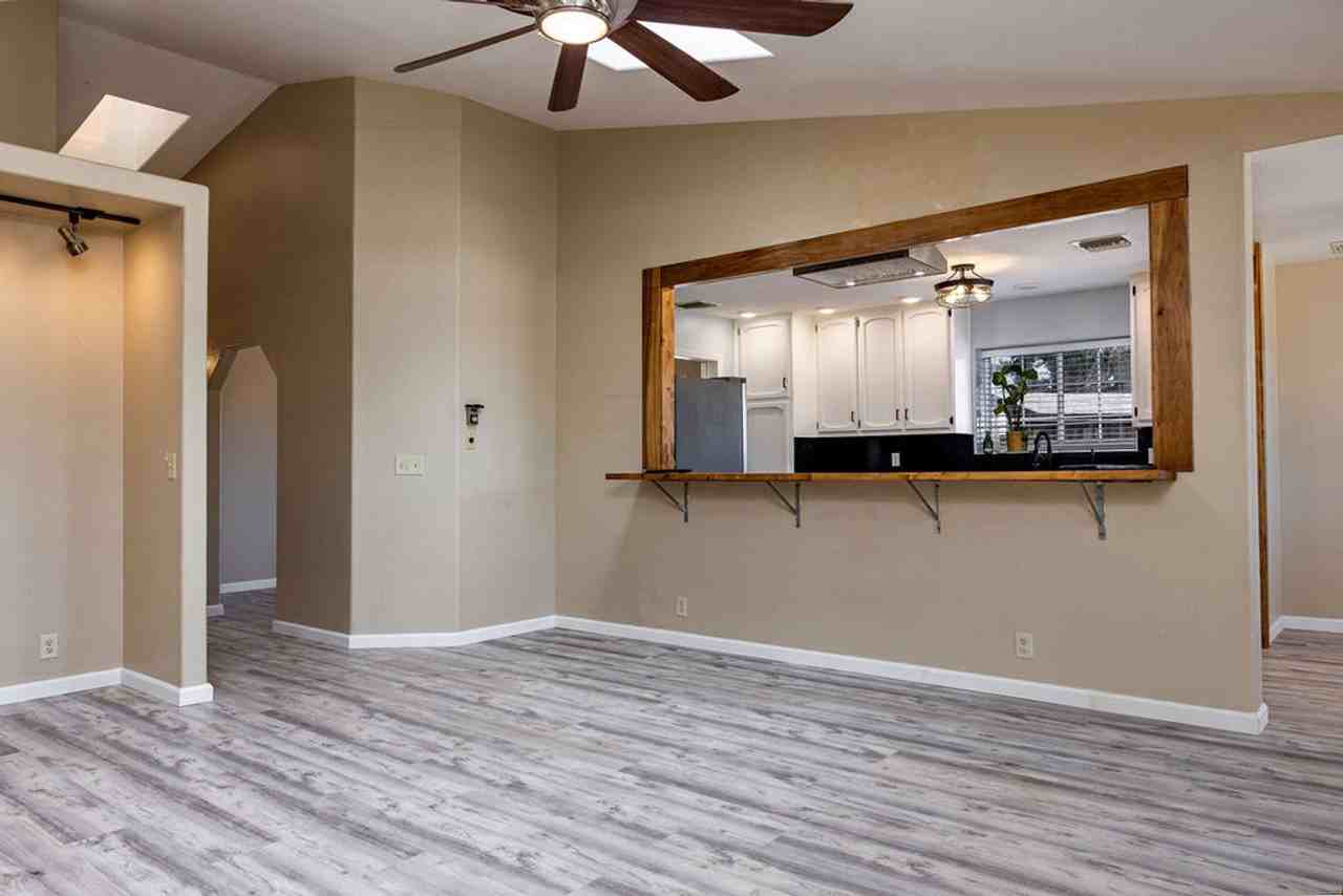 1221 Alysa Ct - Photo 6 of 30