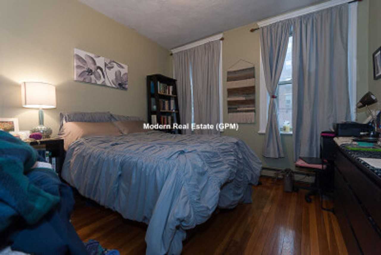 24 Ransom Rd - Photo 3 of 6