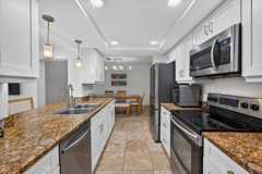 4431 Ne 28th Ave - Photo 1 of 1