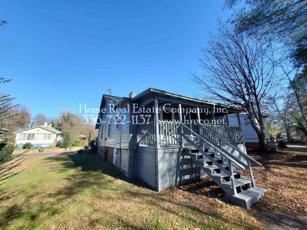 1416 Ne 24th St - Photo 2 of 10