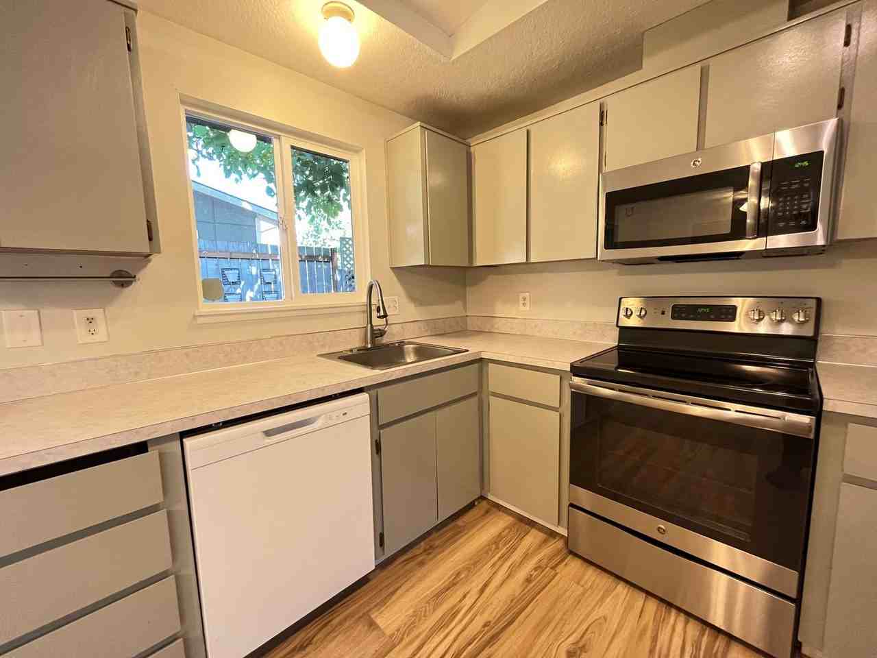 8456 Se 75th Pl - Photo 7 of 27