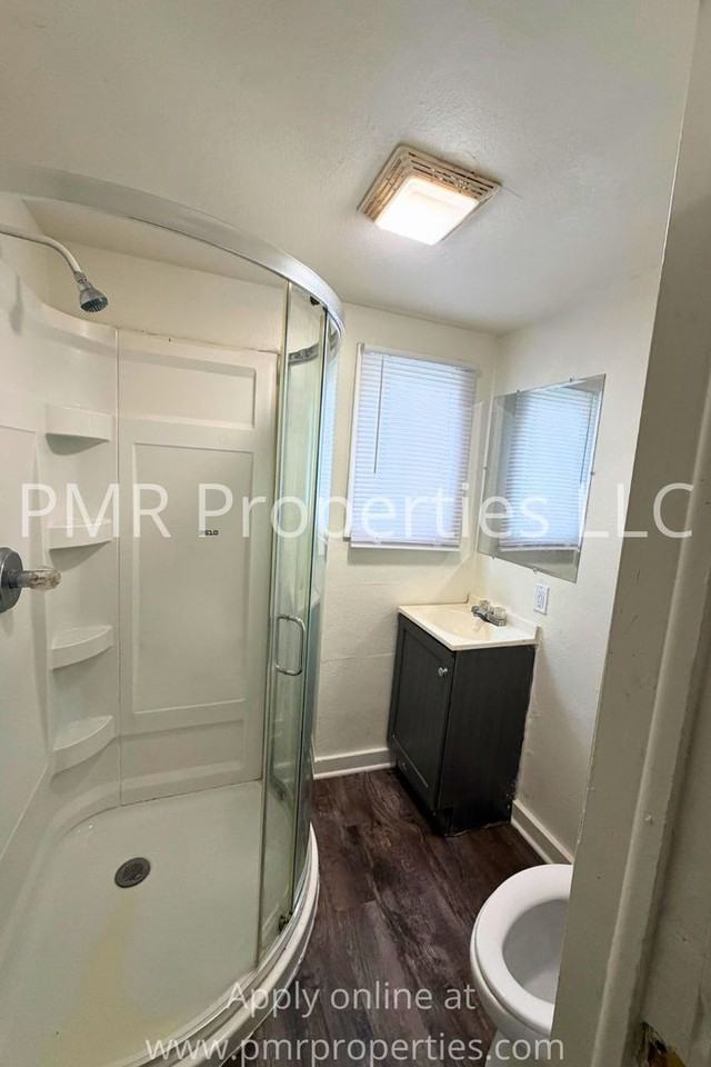 1118 S 19th St - Photo 5 of 8