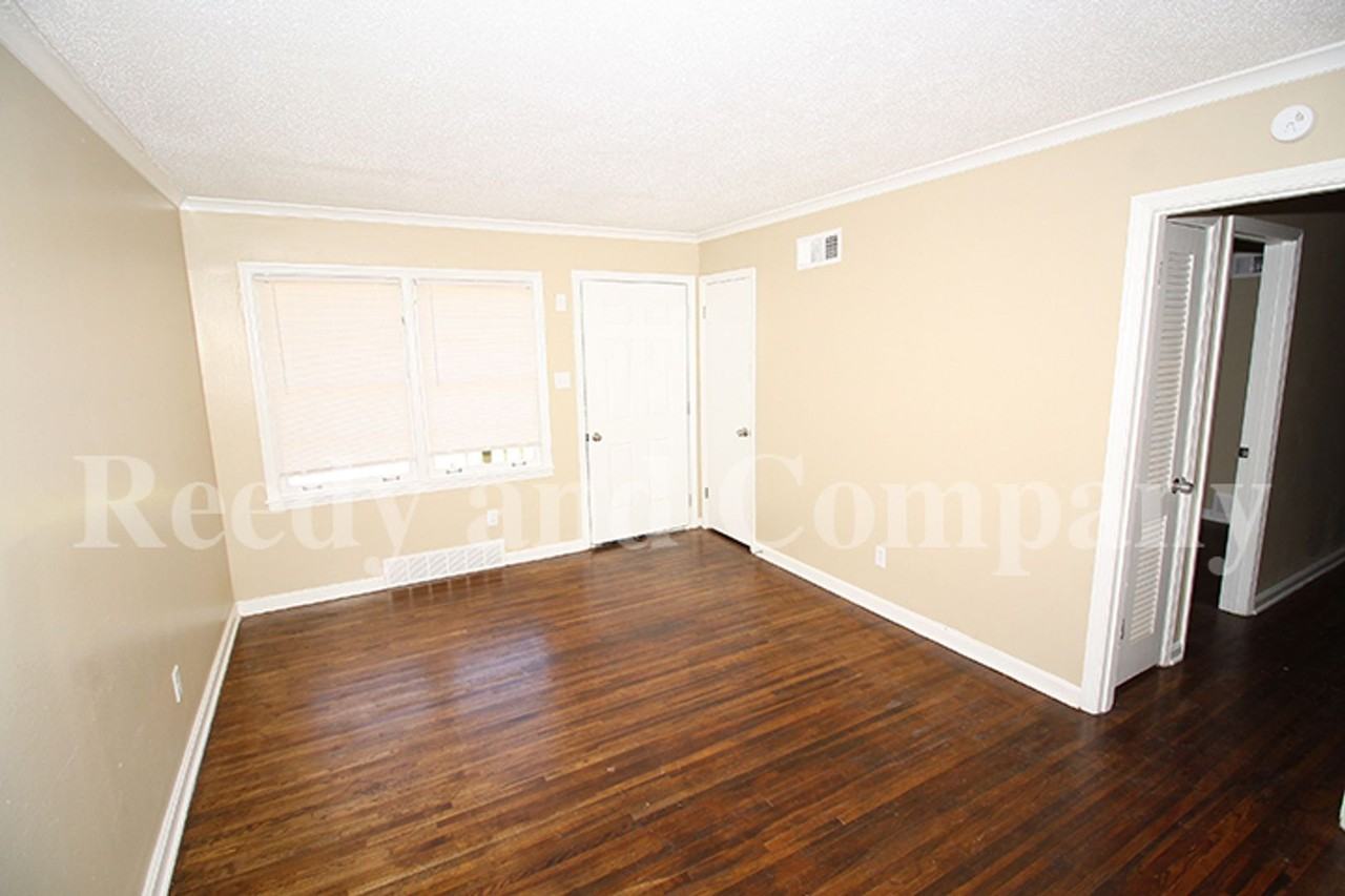 3830 Denver St - Photo 3 of 15