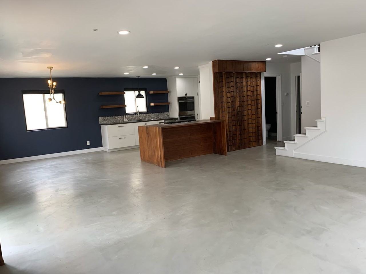 1930 Gates Ave #A - Photo 3 of 16