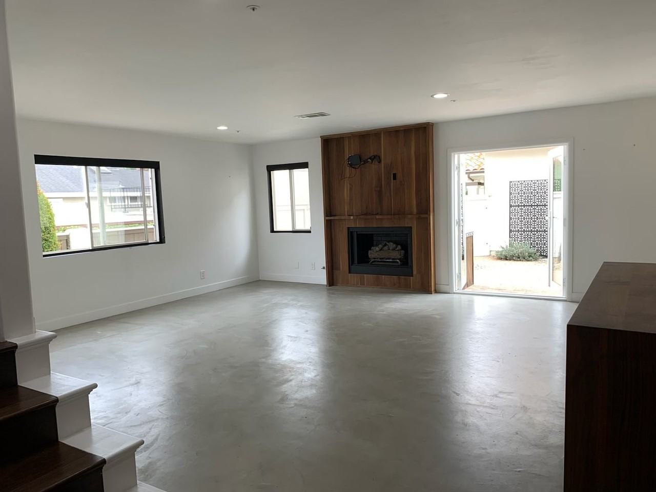 1930 Gates Ave #A - Photo 4 of 16
